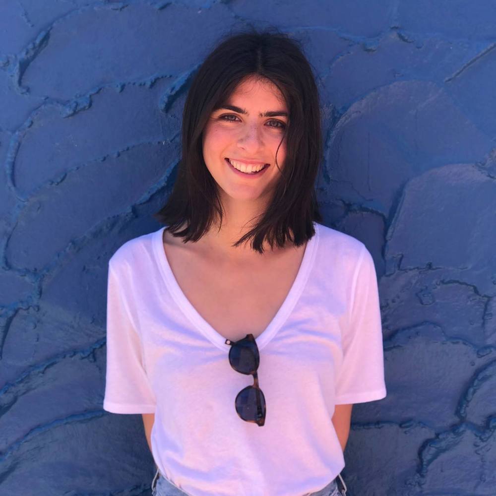 Meet your Posher, Yasmine